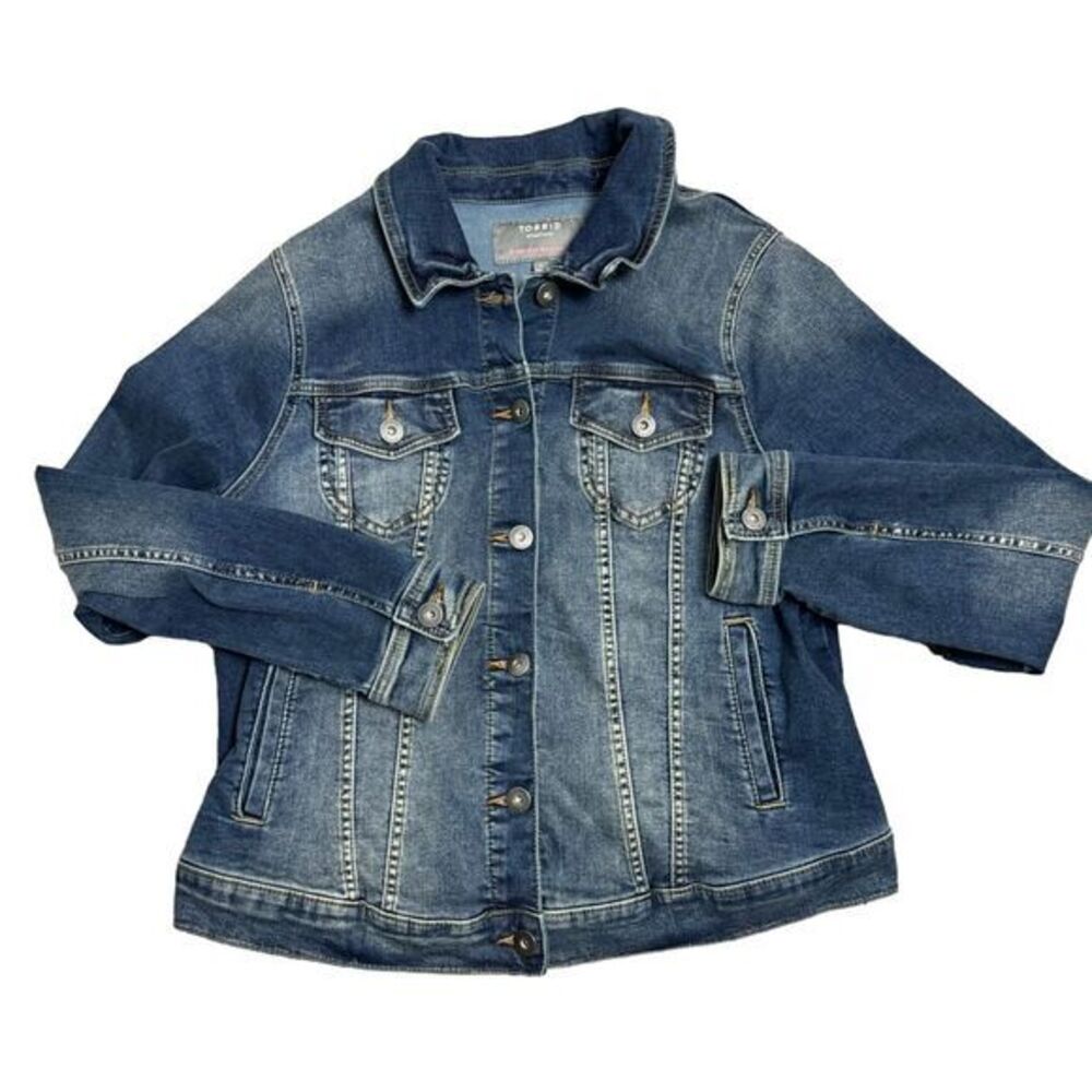 Torrid Women's Plus Size 2 Blue Denim?Button?Down Jacket w/ Pockets